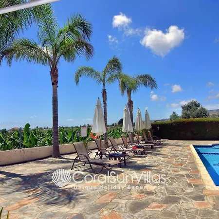 Family Short Walk To Coral Bay Strip 5 Min And Pub, Shops Etc Villa Peyia