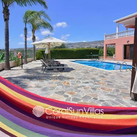 Family Short Walk To Coral Bay Strip 5 Min And Pub, Shops Etc بييا