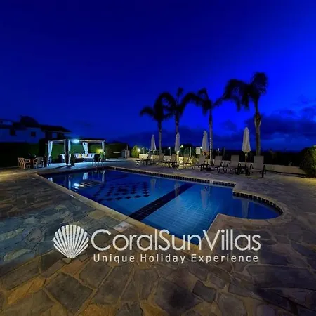 فيلة Family Short Walk To Coral Bay Strip 5 Min And Pub, Shops Etc *