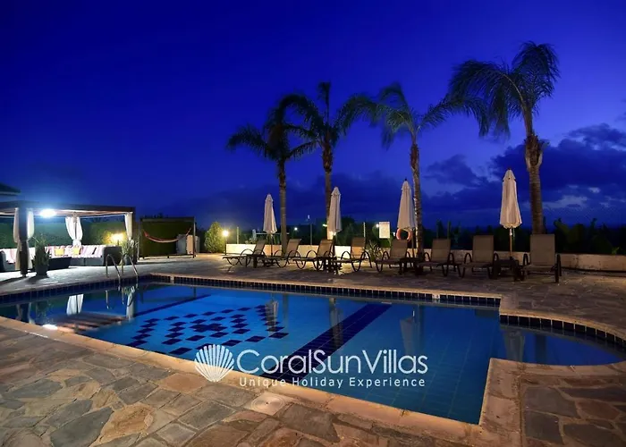 Family Short Walk To Coral Bay Strip 5 Min And Pub, Shops Etc Villa Peyia